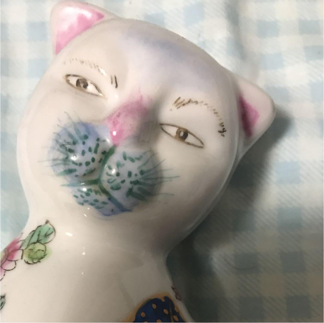 古い有田焼、シノワズリ、猫の置物、アンティーク Amazon.co.jp: 古い有田焼、シノワズリ、猫の置物、アンティーク